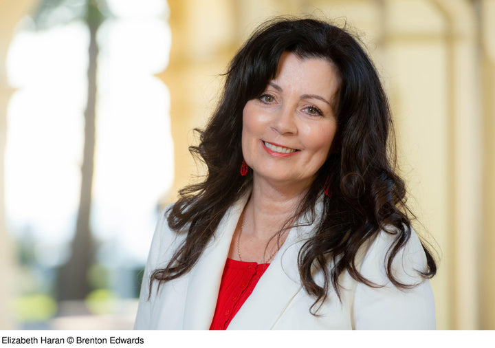 Fliegende Ärzte - Eine mutige Frau | Haran, Elizabeth