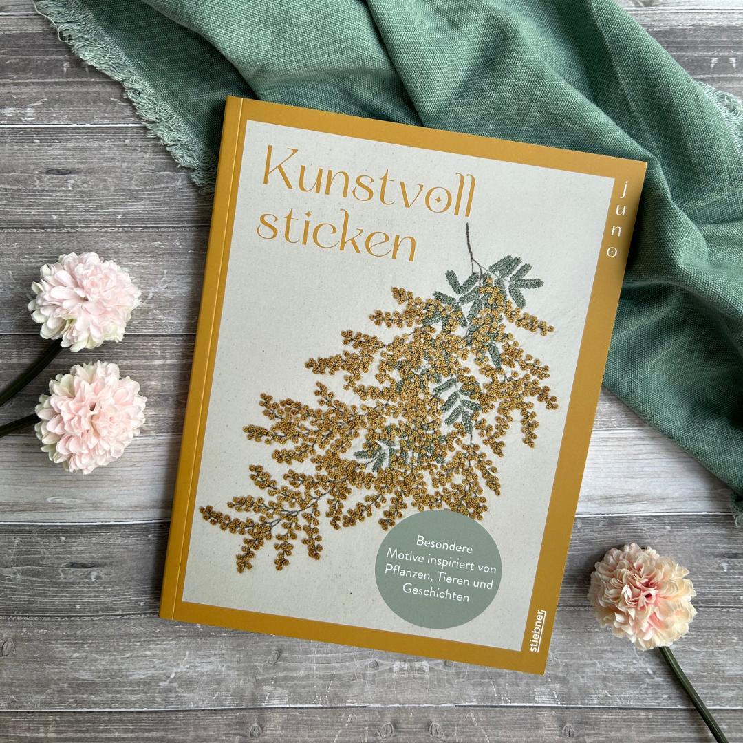 Kunstvoll sticken | Juno