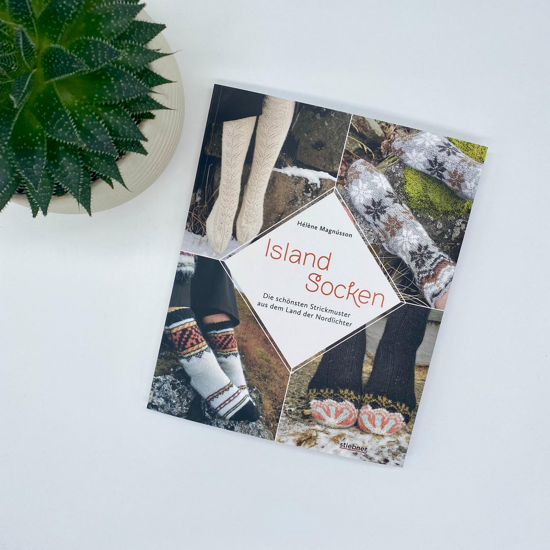Island-Socken. Die schönsten Strickmuster aus dem Land der Nordlichter | Mag...