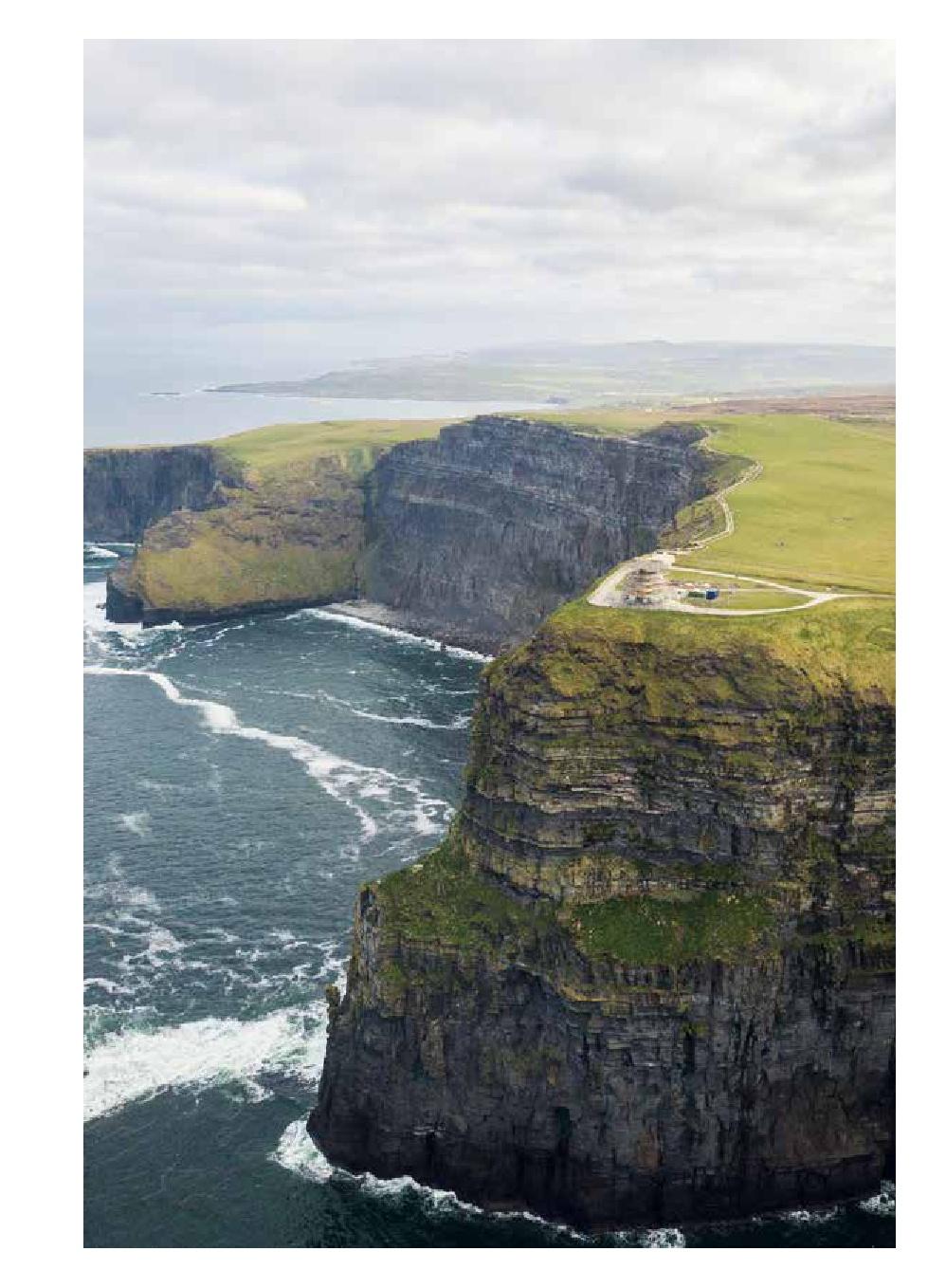 150 Golfplätze, die man gespielt haben muss - Golf Geschenkbuch | Waldek, St...