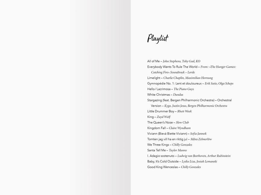 Snowflakes All Around Us. A Royal Christmas Romance (Wunderschöne Winter-Rom...