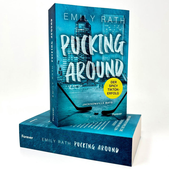 Pucking Around | Rath, Emily
