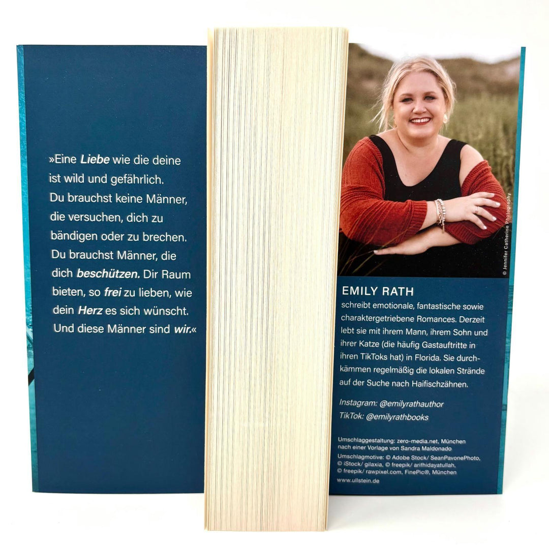 Pucking Around | Rath, Emily